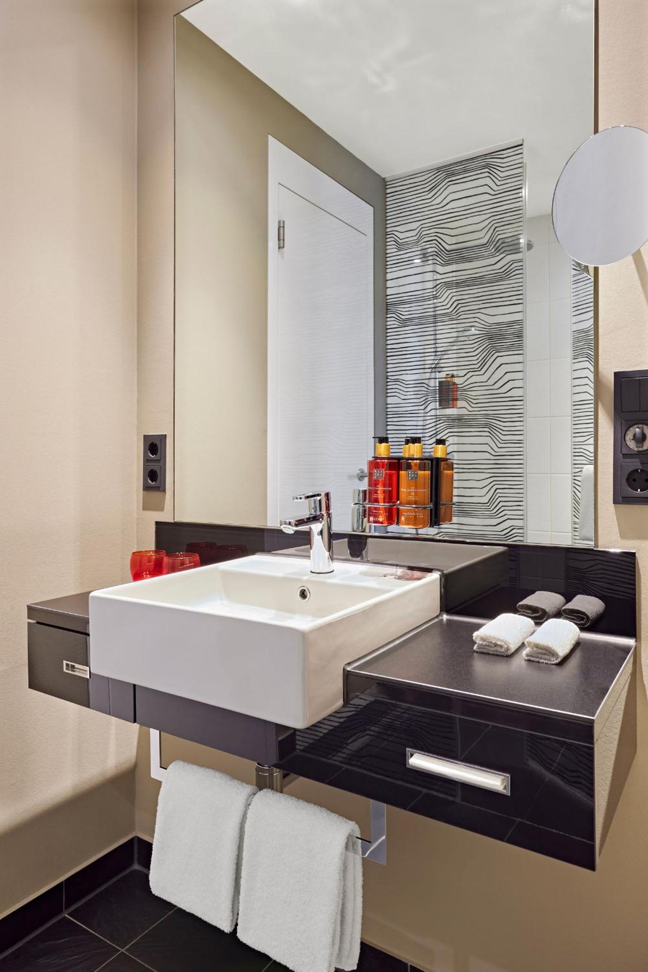 Legere Hotel טוטלינגן מראה חיצוני תמונה